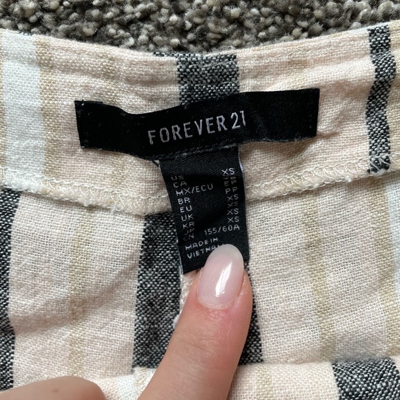 🌸Forever 21 multicolored striped linen blend skort - Picture 7 of 7